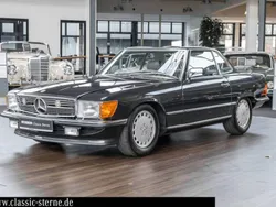 Blauschwarz metallic Gebraucht 1989 Mercedes SL500 Cabrio | 109.000 €