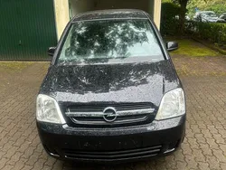 Schwarz Gebraucht 2005 Opel Meriva Enjoy Van / Kleinbus | 3.200 € (Etwas zu teuer)