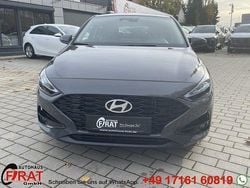 Grau Neu 2025 Hyundai i30 Limousine | 25.490 € (Guter Preis)