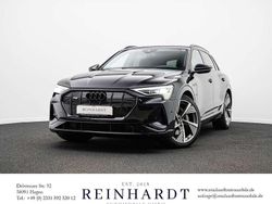 Mythosschwarz metallic Gebraucht 2023 Audi e-tron S-Line SUV | 46.425 € (Teuer)