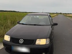 Schwarz Gebraucht 2000 VW Polo Kleinwagen | 900 € (Guter Preis)