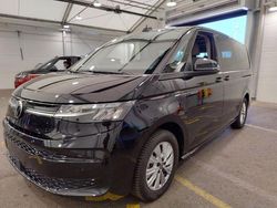 Deep black perleffekt Gebraucht 2024 VW T7 Life Van | 53.880 € (Guter Preis)