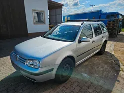 Silber Gebraucht 2006 VW Golf V Kombi | 3.000 € (Fairer Preis)