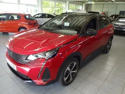 Rot Gebraucht 2024 Peugeot 3008 GT SUV | 29.750 € (Guter Preis)