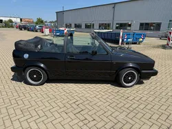 Schwarz Gebraucht 1992 VW Golf Cabriolet Sportline Cabrio | 11.200 €