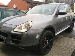 Grau Gebraucht 2006 Porsche Cayenne SUV | 6.850 € (Teuer)