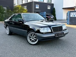 Schwarz Gebraucht 1994 Mercedes E220 Coupé | 3.990 €