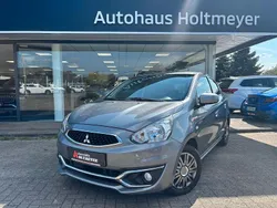 Grau Gebraucht 2019 Mitsubishi Space Star Active Limousine | 8.950 € (Etwas zu teuer)