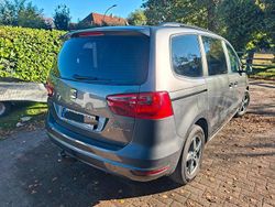 Grün Gebraucht 2012 VW Sharan Van / Kleinbus | 12.400 € (Fairer Preis)