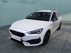 Weiß Gebraucht 2024 Cupra Leon Kombi | 30.326 €
