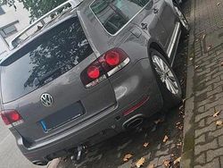 Grau Gebraucht 2009 VW Touareg R-line SUV | 6.200 € (Guter Preis)