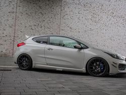 Weiß Gebraucht 2013 Kia ProCeed GT-Track Kleinwagen | 10.800 € (Etwas zu teuer)