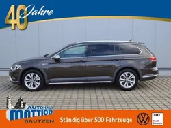 Braun (black oak brown metallic) Gebraucht 2018 VW Passat Alltrack R Kombi | 25.858 € (Fairer Preis)