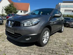 Grau Gebraucht 2013 Nissan Qashqai Acenta SUV | 5.999 € (Guter Preis)