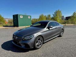 Grau Gebraucht 2018 Mercedes C220 AMG line Coupé | 27.000 € (Etwas zu teuer)