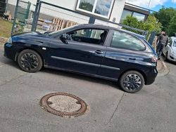 Schwarz Gebraucht 2008 Seat Ibiza Kleinwagen | 500 €