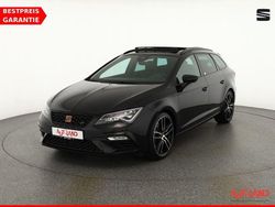 Mitternachtsschwarz (metallic) Gebraucht 2019 Seat Leon ST CUPRA Kombi | 26.990 € (Teuer)