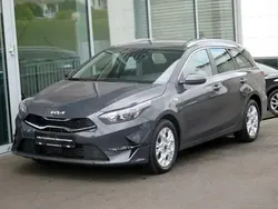 (h8g) pentametal met. (grau) Gebraucht 2024 Kia Ceed Sportswagon Comfort Kombi | 22.220 € (Superpreis)