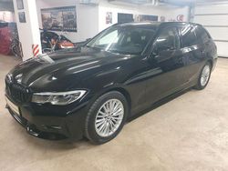 Schwarz Gebraucht 2020 BMW 320 Sport Line Kombi | 26.250 € (Fairer Preis)