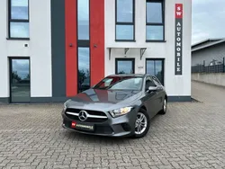 Grau Gebraucht 2019 Mercedes 180 Business Limousine | 18.300 € (Superpreis)