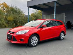 Rot Gebraucht 2014 Ford Focus Kombi | 4.999 € (Etwas zu teuer)