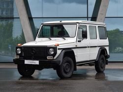 Weiß Gebraucht 2010 Mercedes G280 SUV | 36.890 €