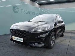 Schwarz Gebraucht 2023 Ford Kuga SUV | 27.449 € (Guter Preis)