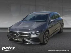 Metalliclack mountaingrau Gebraucht 2024 Mercedes CLA200 Shooting Brake AMG Kombi | 34.870 € (Teuer)
