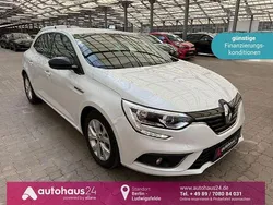 Weiß Gebraucht 2019 Renault Mégane IV LIMITED Limousine | 16.490 € (Fairer Preis)