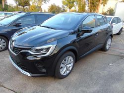 Schwarz Gebraucht 2022 Renault Captur Life SUV | 17.999 € (Fairer Preis)