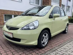 Grün Gebraucht 2006 Honda Jazz LS Kleinwagen | 5.799 € (Etwas zu teuer)