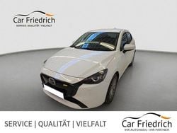 Weiß Gebraucht 2023 Mazda 2 Exclusive-Line Limousine | 17.980 € (Fairer Preis)