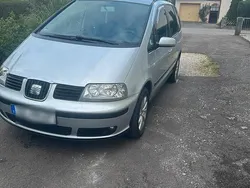 Silber Gebraucht 2009 Seat Alhambra Van / Kleinbus | 8.700 €