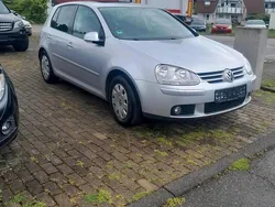 Silber Gebraucht 2007 VW Golf V Limousine | 2.590 € (Fairer Preis)