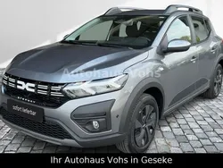 Grau Neu 2025 Dacia Sandero Expression Kleinwagen | 20.470 € (Fairer Preis)