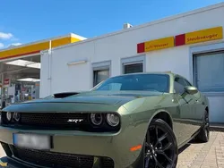 Grün Gebraucht 2022 Dodge Challenger SXT Coupé | 26.900 € (Guter Preis)