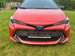 Rot Gebraucht 2020 Toyota Corolla Limousine | 18.900 € (Guter Preis)