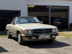 Gold Gebraucht 1987 Mercedes 560 Cabrio | 26.500 €