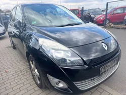 Schwarz Gebraucht 2010 Renault Scénic III Dynamique Van / Kleinbus | 1.799 € (Guter Preis)