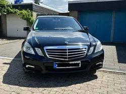 Schwarz Gebraucht 2009 Mercedes E200 Limousine | 10.000 € (Teuer)