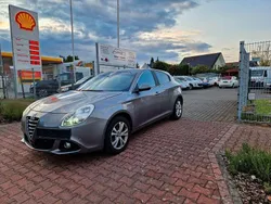 Grau Gebraucht 2014 Alfa Romeo Giulietta Turismo Kleinwagen | 4.499 € (Fairer Preis)