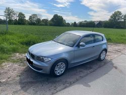 Blau Gebraucht 2010 BMW 116 Kleinwagen | 5.000 € (Etwas zu teuer)