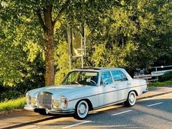 Weiß Gebraucht 1972 Mercedes S280 SE Limousine | 19.000 €