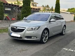Silber Gebraucht 2011 Opel Insignia Design Edition Kombi | 3.590 € (Fairer Preis)