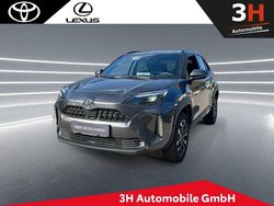 Grau Neu 2025 Toyota Yaris Cross SUV | 31.290 € (Etwas zu teuer)