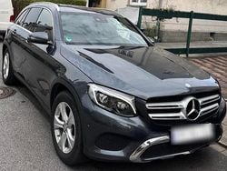 Grau Gebraucht 2015 Mercedes GLC250 SUV | 20.500 € (Fairer Preis)