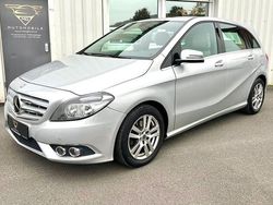 Silber Gebraucht 2012 Mercedes B200 Van / Kleinbus | 10.399 € (Fairer Preis)