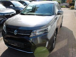Grau Gebraucht 2024 Suzuki Vitara Comfort+ SUV | 24.995 € (Fairer Preis)