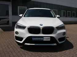 Weiß Gebraucht 2017 BMW X1 Sport Line SUV | 17.900 € (Fairer Preis)