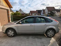 Silber Gebraucht 2007 Ford Focus Limousine | 2.000 € (Fairer Preis)